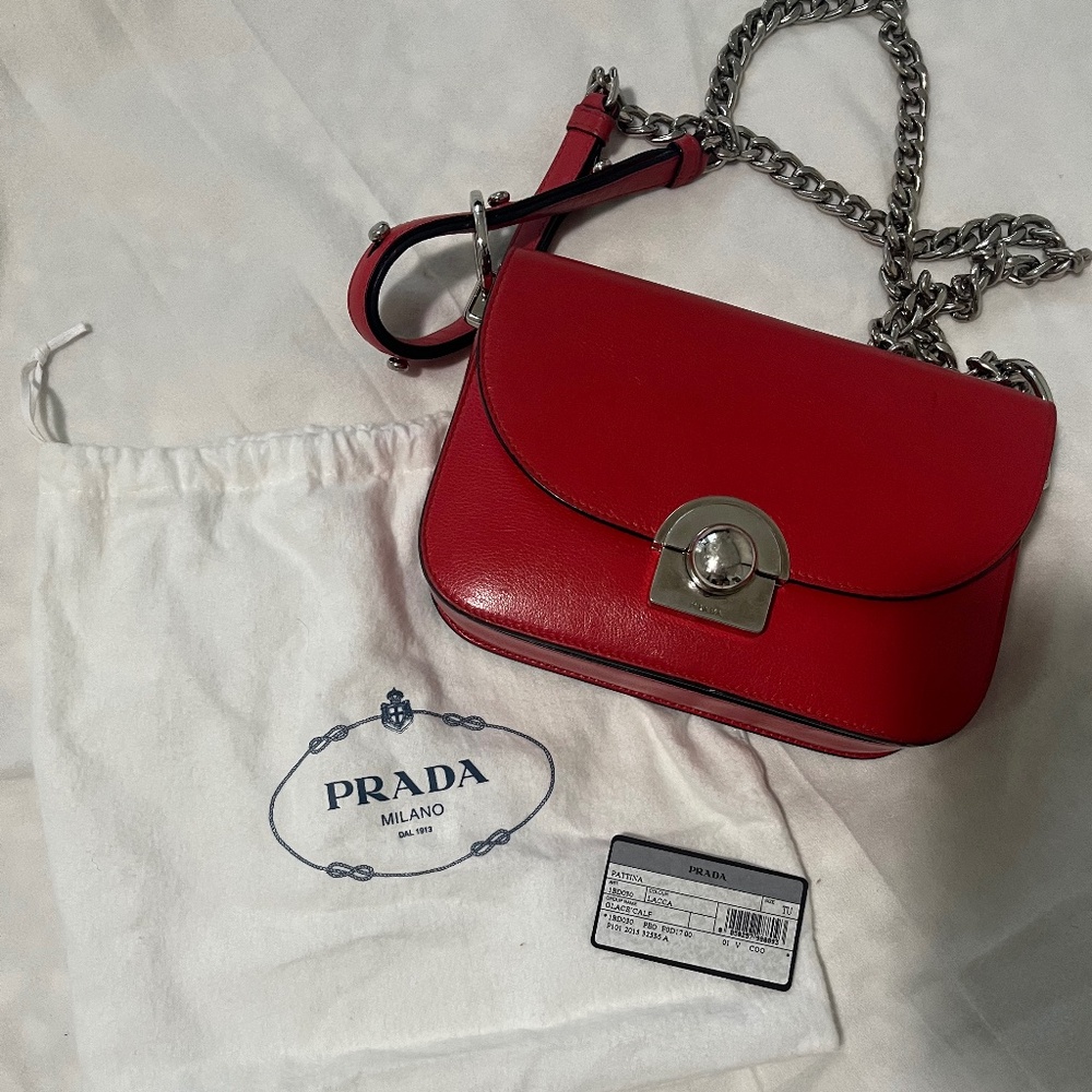 Arcade Chain Flap Bag Glace Calf - image 1